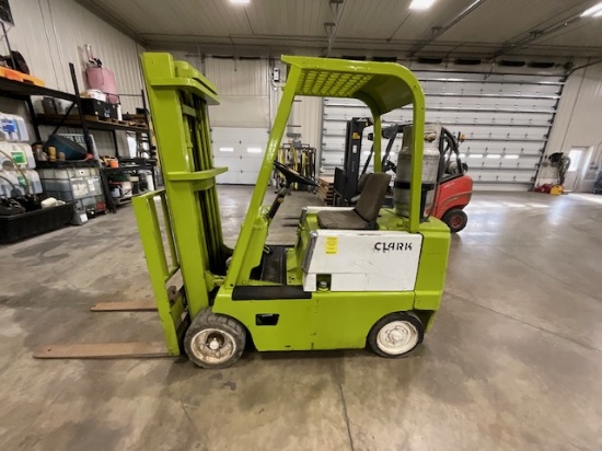 Clark C50B hard tire Forklift