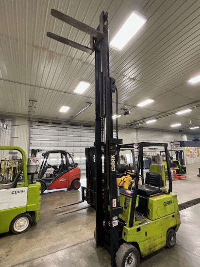 Clark G 2-Stage Forklift, hard tire