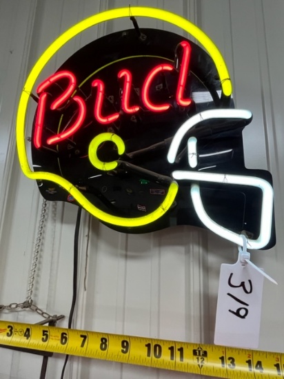 Bud Helmet