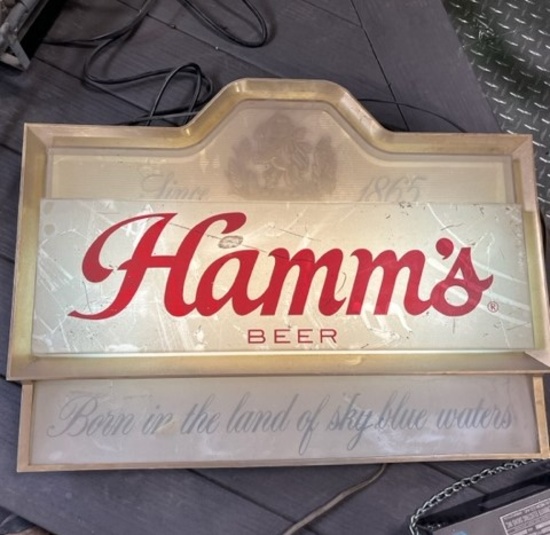 Hamm's Lighted Gold Frame 25 x 19 Sign