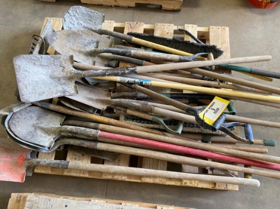 Assorted shovels
