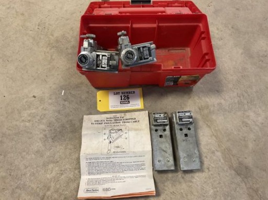Cable stripper