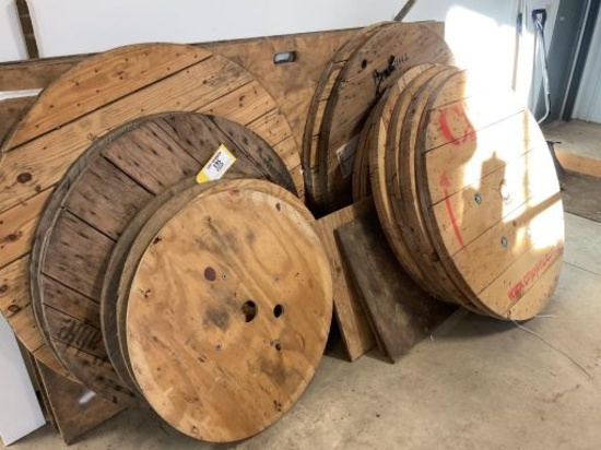 Wooden reel ends