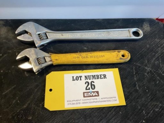 Adjustable wrenches