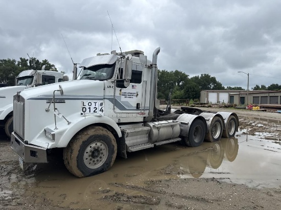2006 Kenworth truck tractor model T800