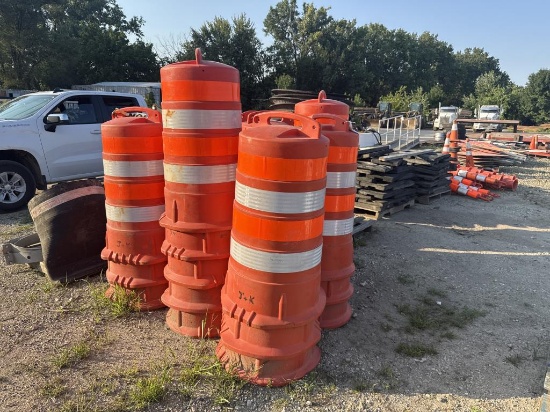 Assorted safety marker barrels