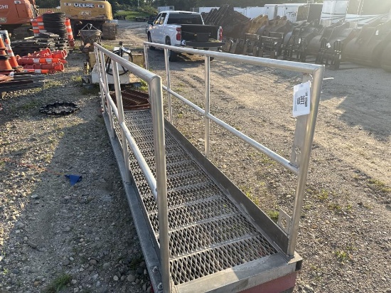 Shoring walk bridge
