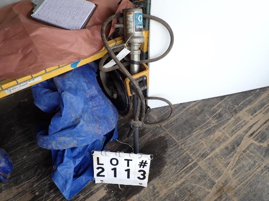 Graco pneumatic pump and reel with hose