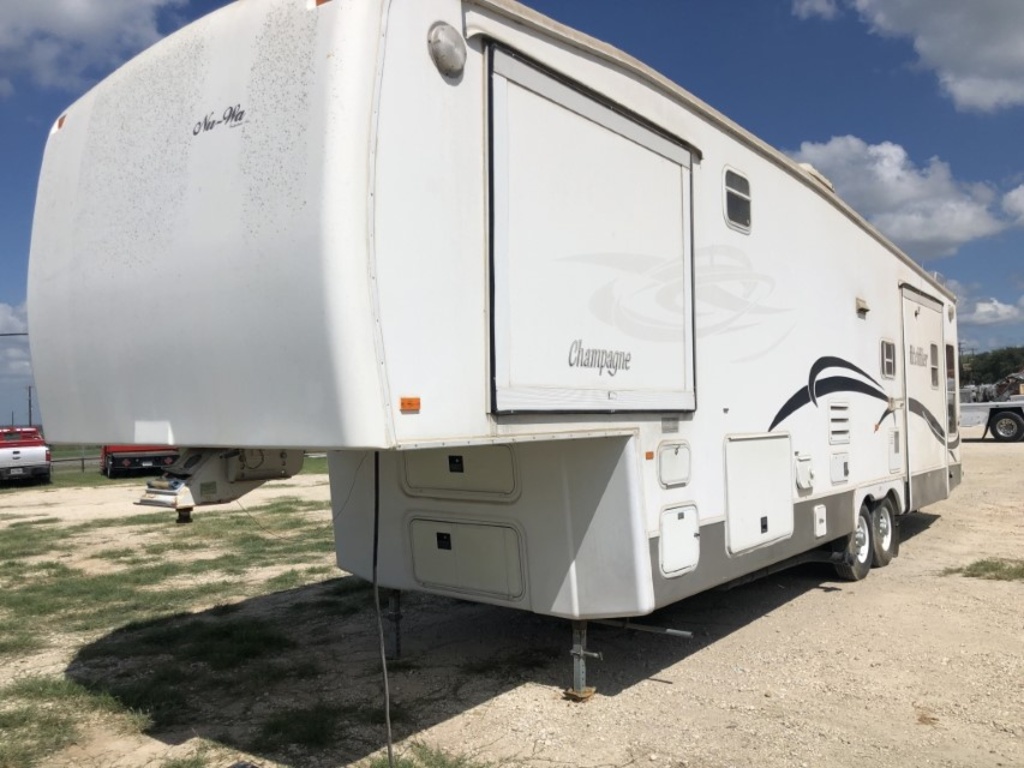 Lot 2004 Champagne Hitchhiker Rv 5th Wheel Rv Tabdem Axle 3