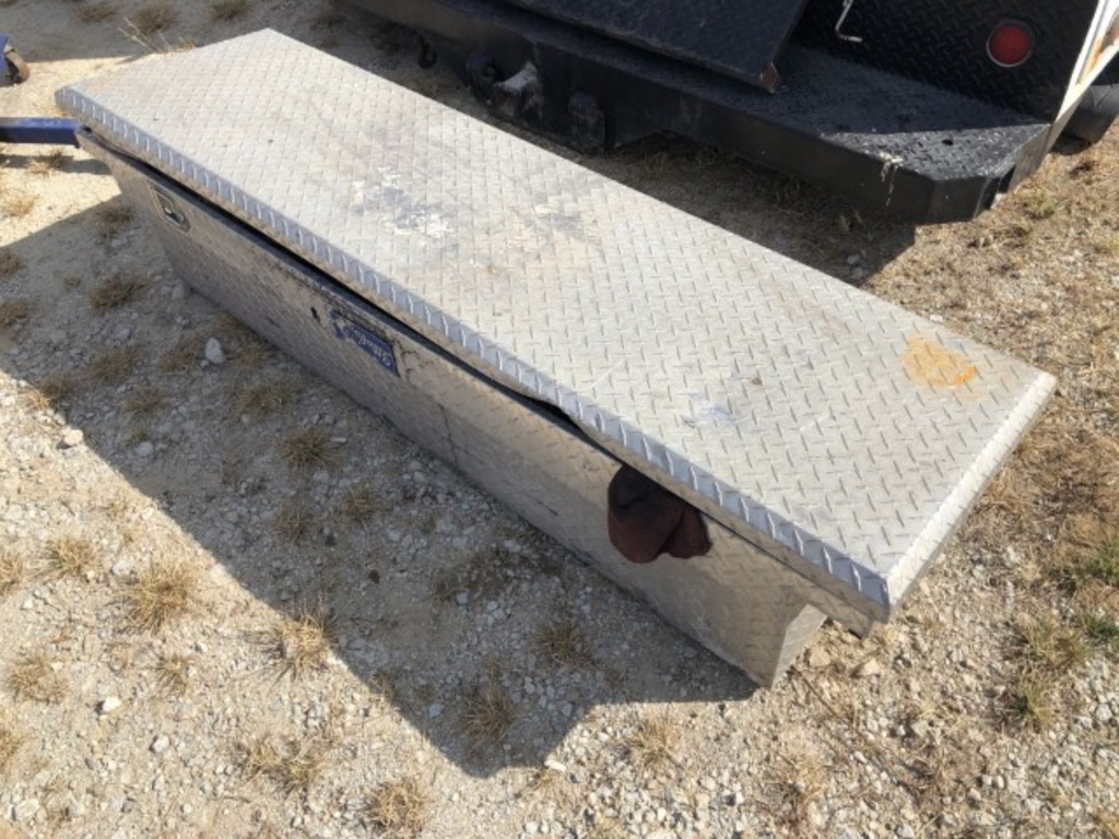 COMPLETE LIQUIDATION AUCTION