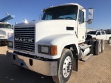 2000 Mack CH613 VIN: 1M2AA14Y2YW131104 Odometer States: 447753 Color: White
