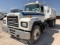 2001 Mack RD688S VIN: 1M2P267Y21M059225 Odometer States: 322421 Color: Whit