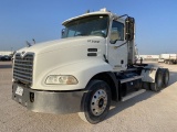 2006 Mack Cx 613 VIN: 1M1AK06YX6N012194 Odometer States: 469336 Color: Whit