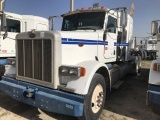 2007 Peterbilt 378 VIN: 1XPFD49X87D656342 Odometer States: 92,755 Color: Wh