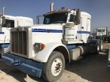 2008 Peterbilt 367 VIN: 1XPTD49X78D739880 Odometer States: 124,839 Color: W