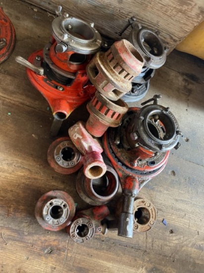 Ridgid Pipe Threader W/inserts Location: Eldorado, TX