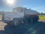 1998 Mack Ch VIN: 1M1AA18YXWW101019 Odometer States: 143961 Color: WHITE Tr