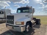 1995 Mack CH613 VIN: 1m1aa13y1sw054755 Odometer States: 516,097 Color: Whit