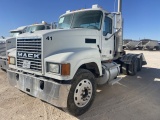 2007 Mack CHN613 VIN: 1M1AJ06Y77N007247 Odometer States: 537768 Color: Whit