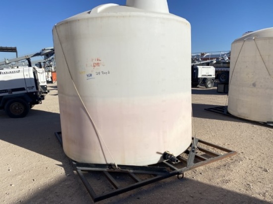 Plastic Water Tank Location: Odessa, TX