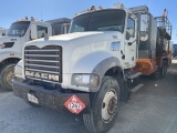 2009 Mack GU713 Hot Oiler VIN: 1m2ax07y19m005334 Odometer States: 236,656 C