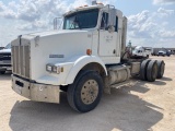 1993 Kenworth T800 VIN: 1XKDD69X2PS590780 Odometer States: 61609 Color: Whi