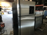 Refrigerator GE Ge Profile Refrigerator.7805 Location: Atascosa, TX