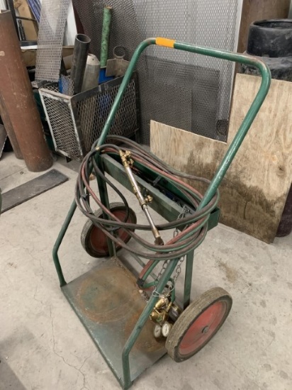 Oxygen And Acetylene Cutting Torch And Cart 9023 Location: Farmington,NM(LO