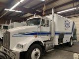 2001 Kenworth T-800 Wireline Truck VIN: 1NKDHT8XX1R875675 Odometer States: