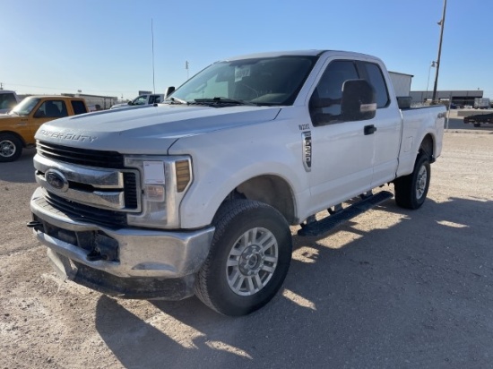 2019 Ford F-250 STX VIN: 1FT7X2B66KEG78121 Odometer States: Not Available C