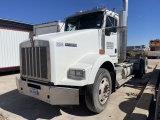 2008 Kenworth T800 VIN: 1XKDD49X58J220645 Odometer States: Not Available Co
