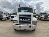 1999 Mack Ch613 VIN: 1m1aa13y8xw111282 Odometer States: 715,102.7 Color: Wh