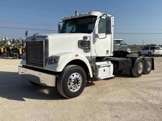 2014 FREIGHTLINER CASCADIA