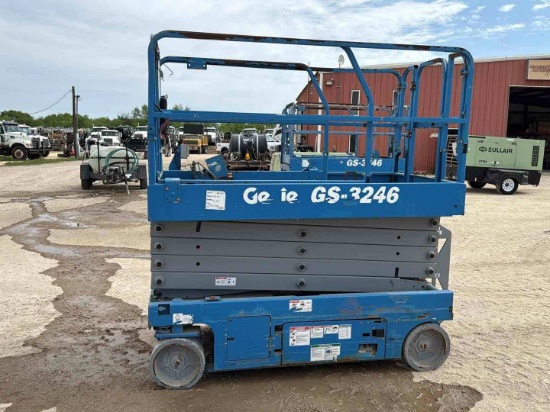 2018 GENIE GS3246