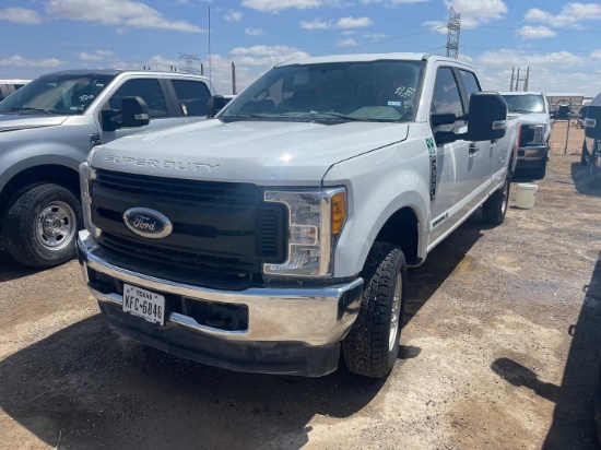 2017 FORD F350 (INOPERABLE)