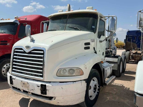 2005 MACK CXN (VISION)