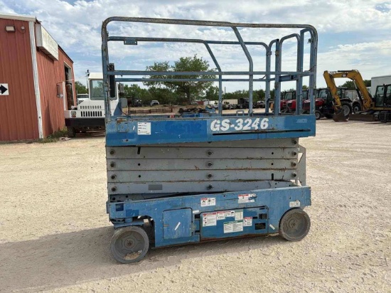 2015 GENIE GS3246