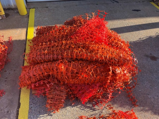 PALLET OF SAFETY FENCE