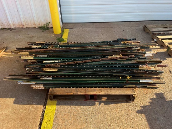 PALLET OF T-POSTS