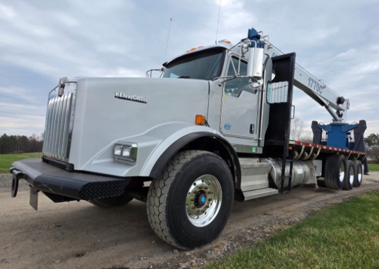 2015 KENWORTH T800 CRANE TRUCK
