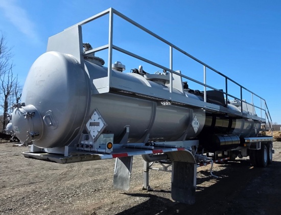 2014 KEYSTONE LGT-5000 LIQUID TRAILER