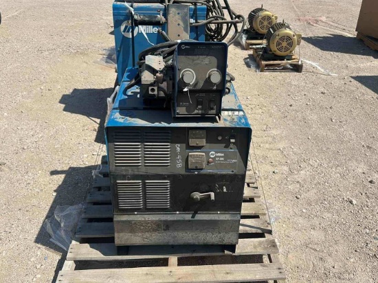 MILLER CP-302 WELDER