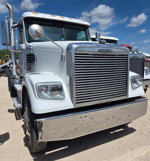 2014 FREIGHTLINER CASCADIA