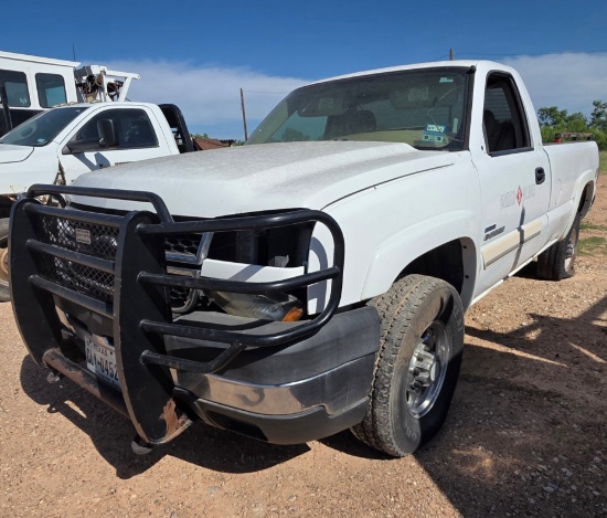 2006 CHEVROLET SILVERADO 2500HD (INOPERABLE)