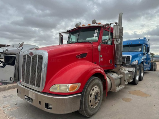 2014 PETERBILT 386