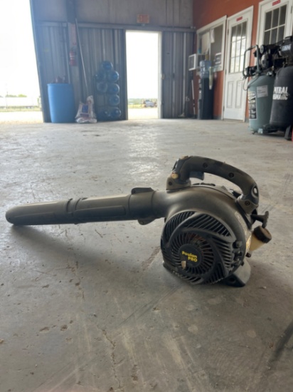 POULAN PRO LEAF BLOWER