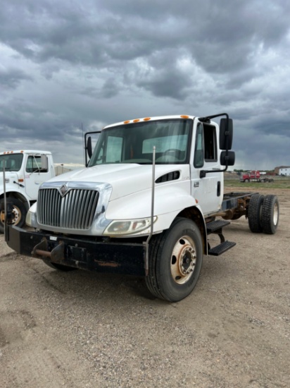 2005 INTERNATIONAL DURASTAR 4300 (INOPERABLE)