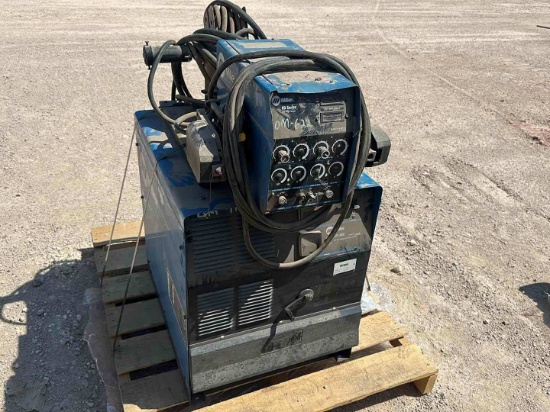 MILLER CP-302 WELDER