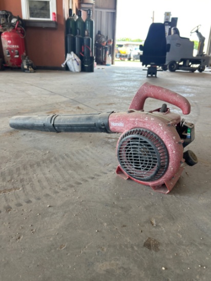 HOMELITE LEAF BLOWER