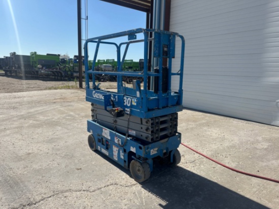 2018 GENIE GS-1930 SCISSOR LIFT